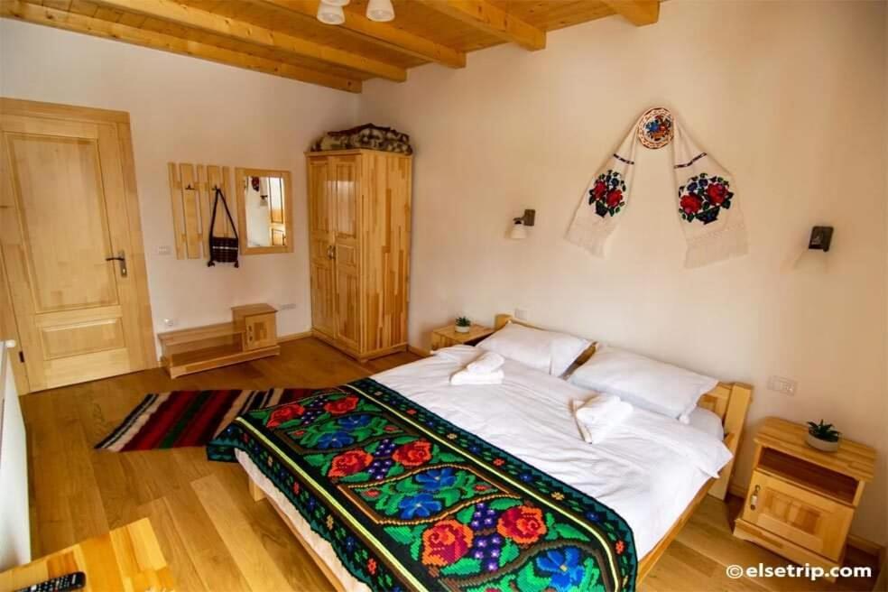 Casa Tomoiaga 호텔 Vişeu de Sus 외부 사진